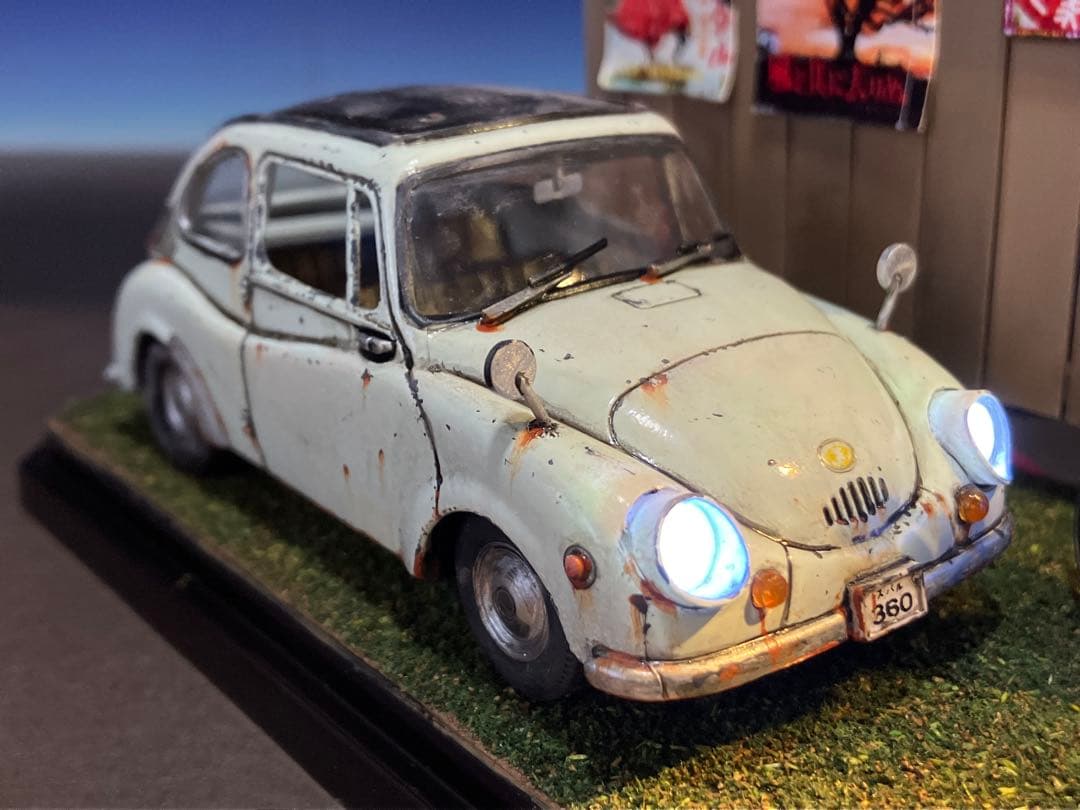 1/32 自作ジオラマ完成品 スバル360&カブ 昭和レトロな風景 LED照明
