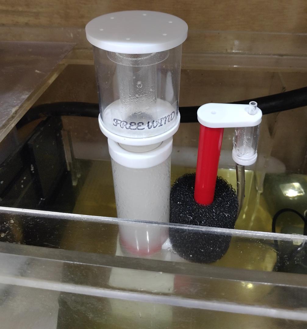 FREE WIND社　プロテインスキマー 300L対応　コンパクトサイズ