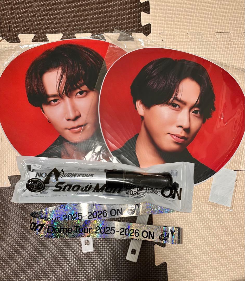 Man on ペンライト うちわ　銀テープ