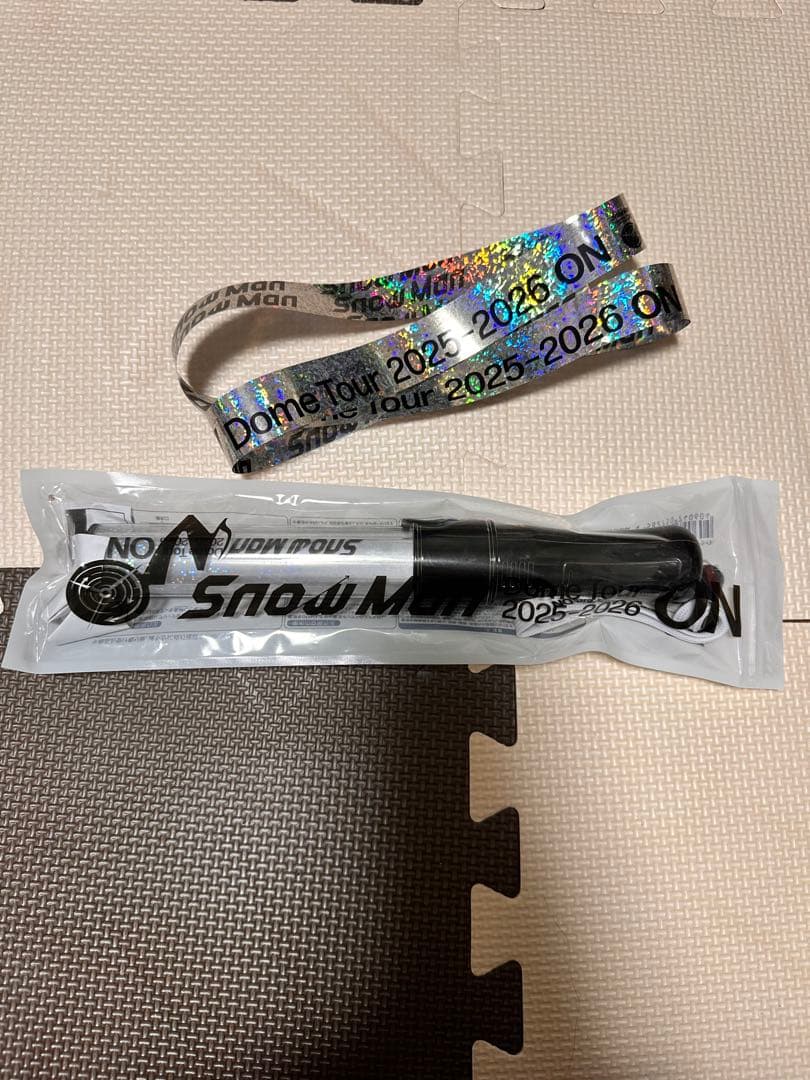 Man on ペンライト うちわ　銀テープ