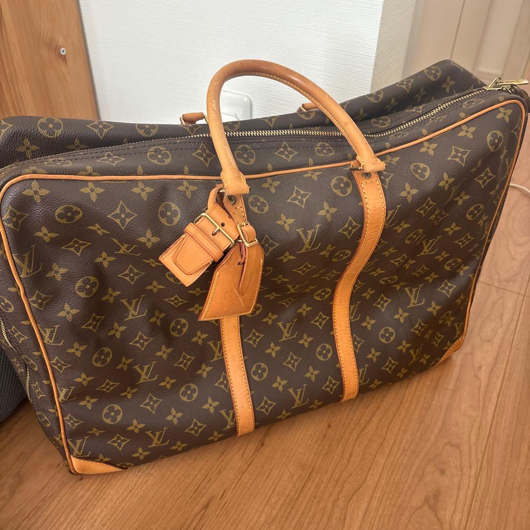 LUISVUITTONシリウスモノグラム※2回のみ使用。長期保存のため中汚れあり