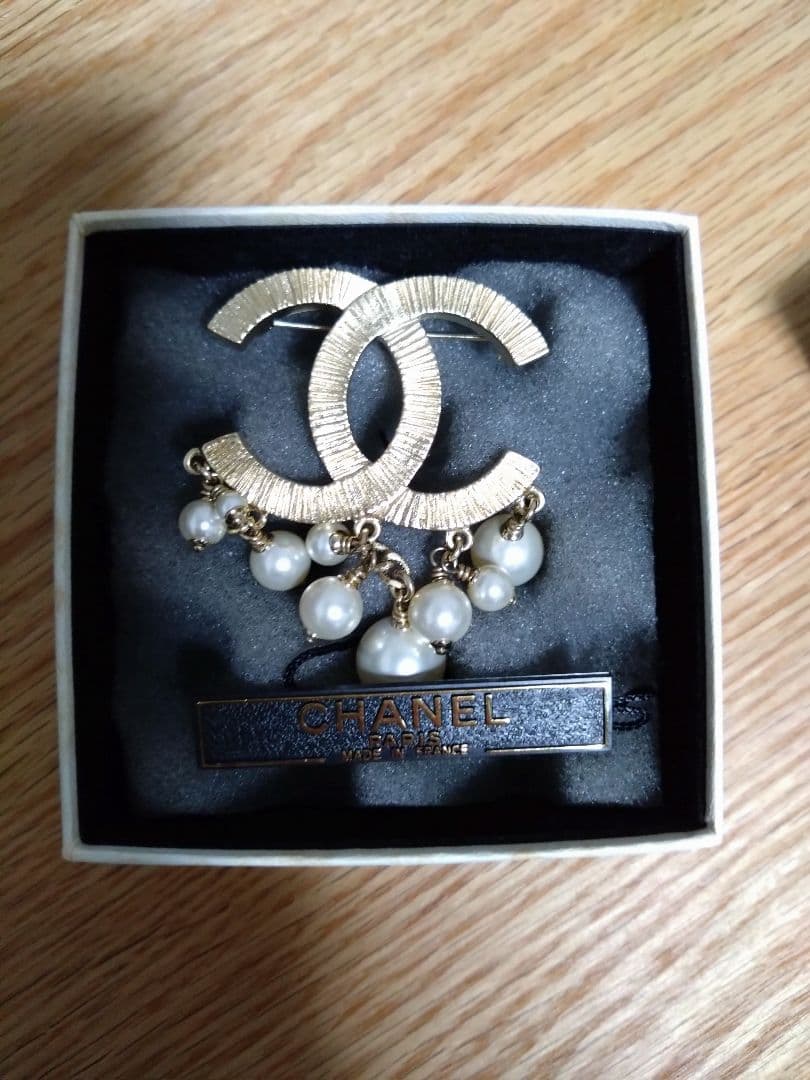 CHANEL ココマーク パール ブローチ
