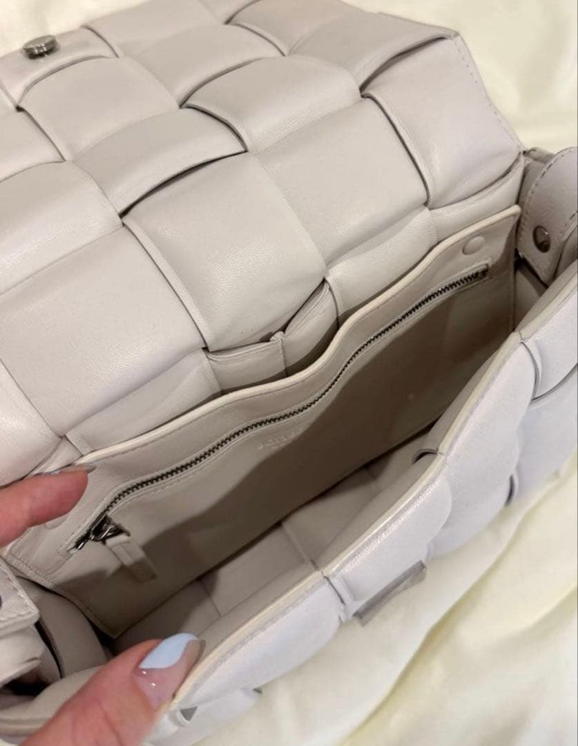 BOTTEGA VENETA ボッテガヴェネタ パデットカセット