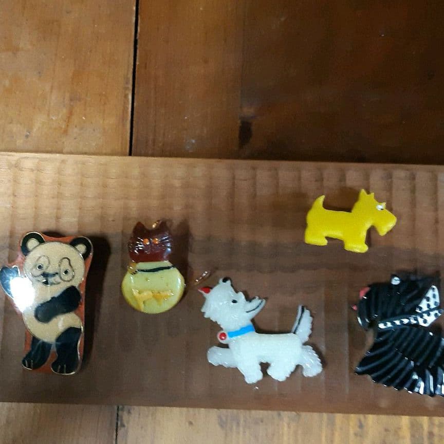 本日限定SALE❤ヴィンテージ ベークライトパンダブローチ