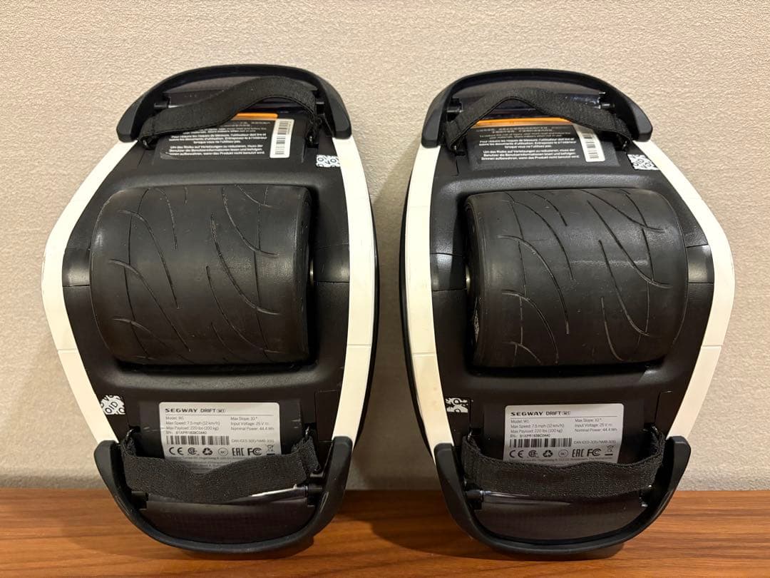 スケートボード Segway Drift W1