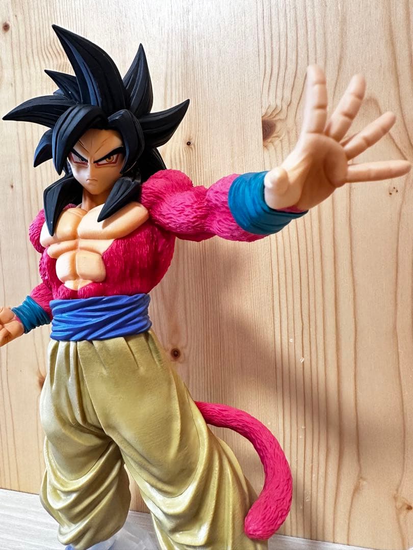 一番くじ　ドラゴンボール　フィギュア　超サイヤ人4 MASTER LISE