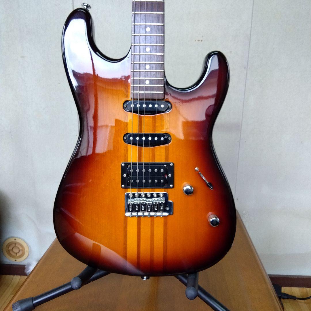 SPEAR GUITAR ストラトタイプ