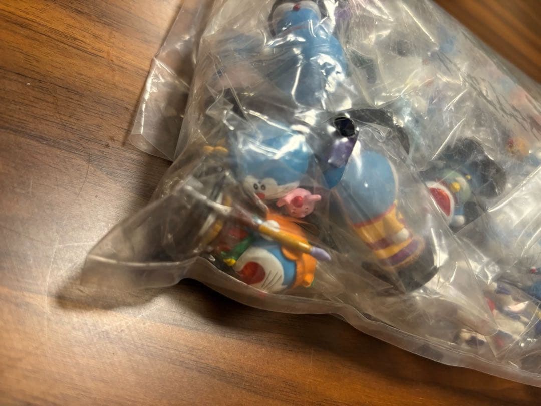 しい映画大集合ドラえもんフィギュアセット、フルセット32個