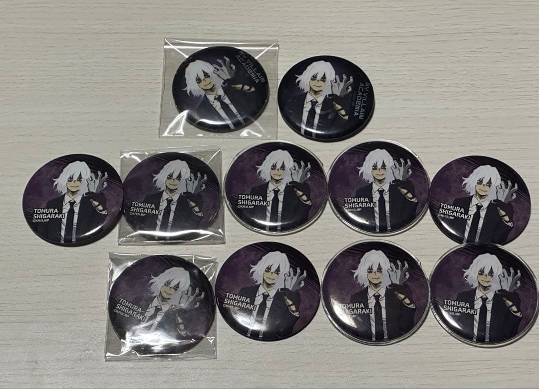 死柄木弔　スーツ　缶バッジ　ヒロアカ　ベースヤード