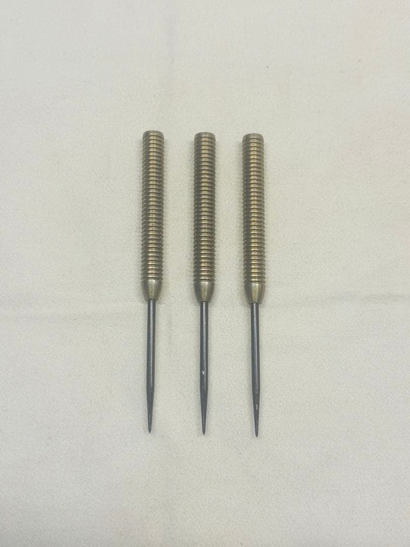 ハードダーツ セット エレノア ニュートン