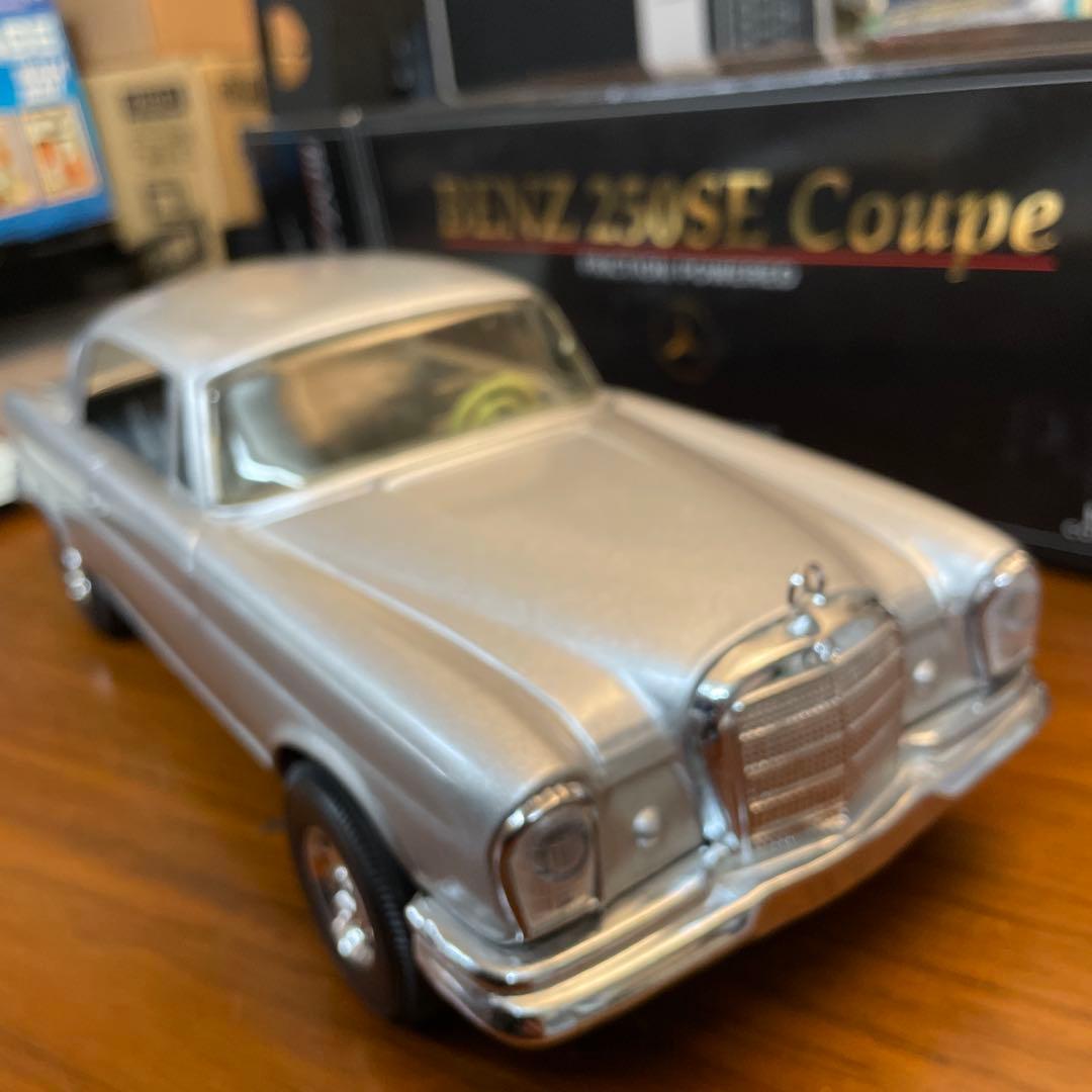イチコーブリキ　ベンツ250SE coupé