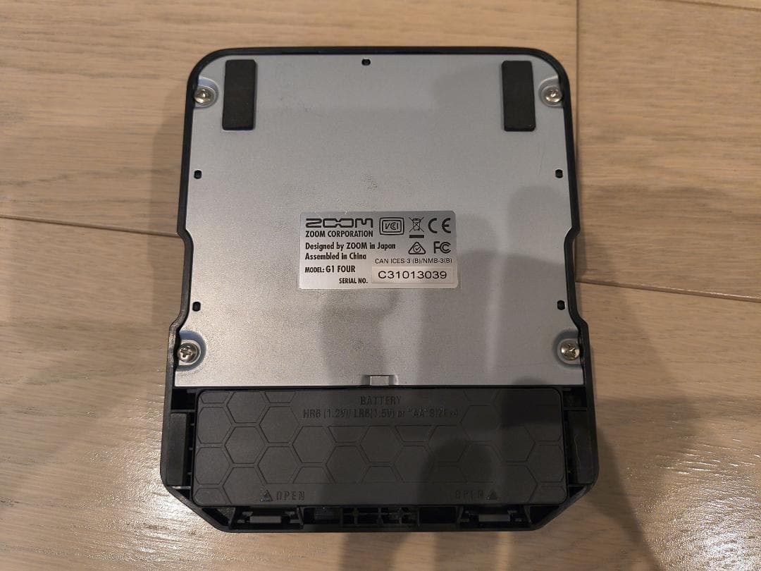 ZOOM G1 FOUR マルチエフェクター