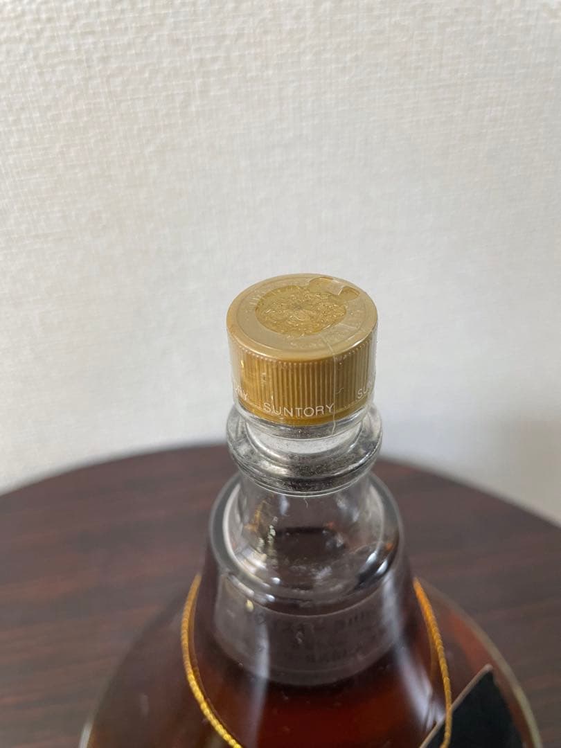 サントリーウイスキー 響 トランペット型ボトル