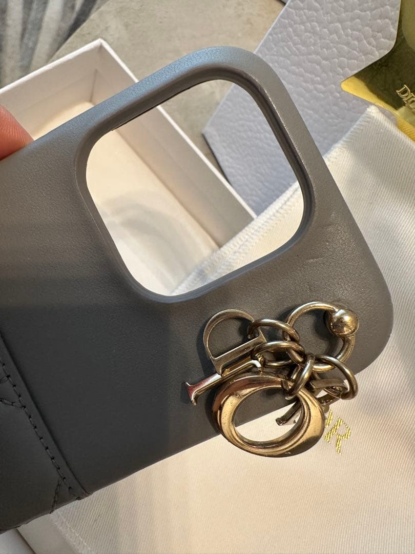 Christian Dior グレー iPhoneケース
