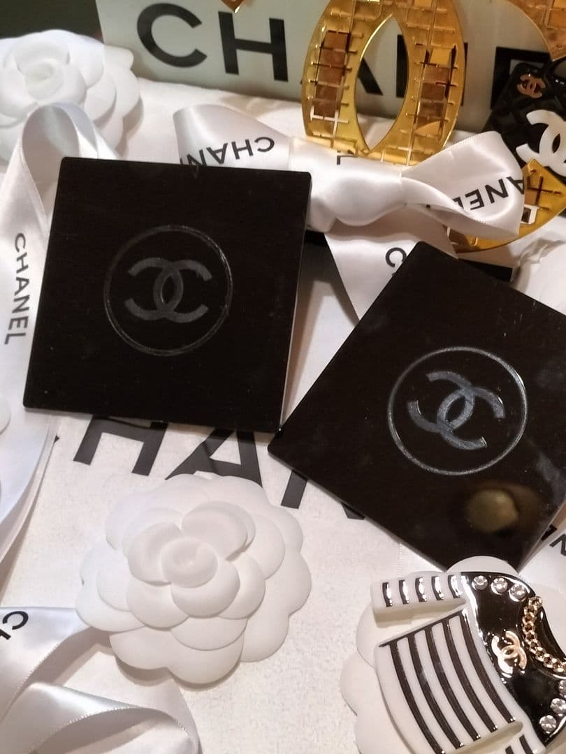 ❣️CHANEL♡鳥かごマグネットブローチ他きらきらちぃ様お纏め