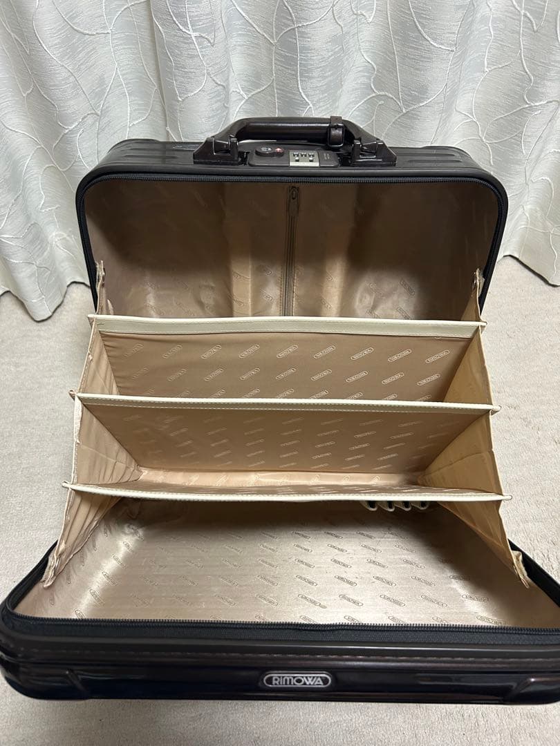 RIMOWA サルサDX最終型　機内可