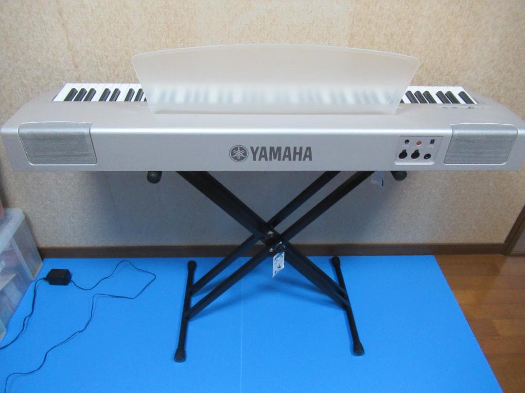 ヤマハ　P-60S　スタンド付き
