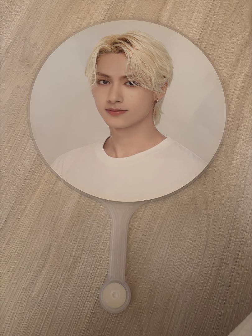 SEVENTEEN ジュン うちわ Caratland