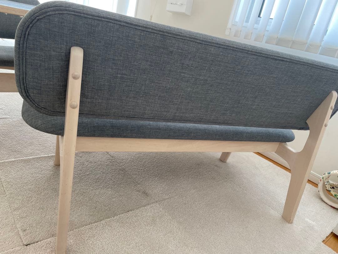 木製ダイニングテーブルとグレー椅子セット［直接譲渡］［江東区］