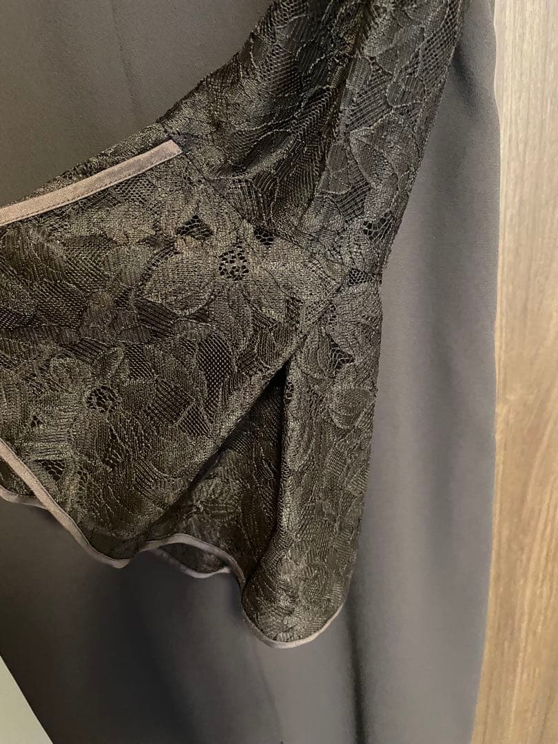 ベルスリーブスリットドレス パーティードレス