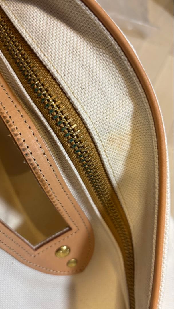 グローブトロッター【純正カバー】