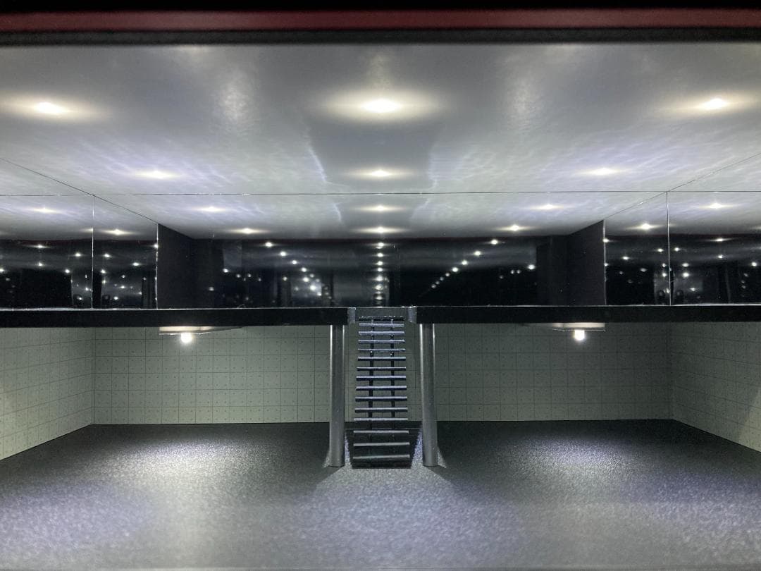 ミニカー専用ジオラマ：1/64 ショールームⅣ／在庫SALE！