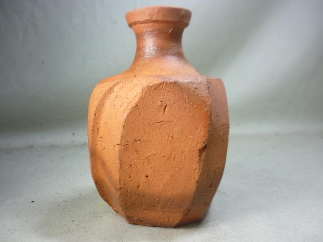 人気作家　備前焼　巨匠　原田拾六　作　備前徳利（火襷）鎬　しのぎ　ヒダスキ　緋襷