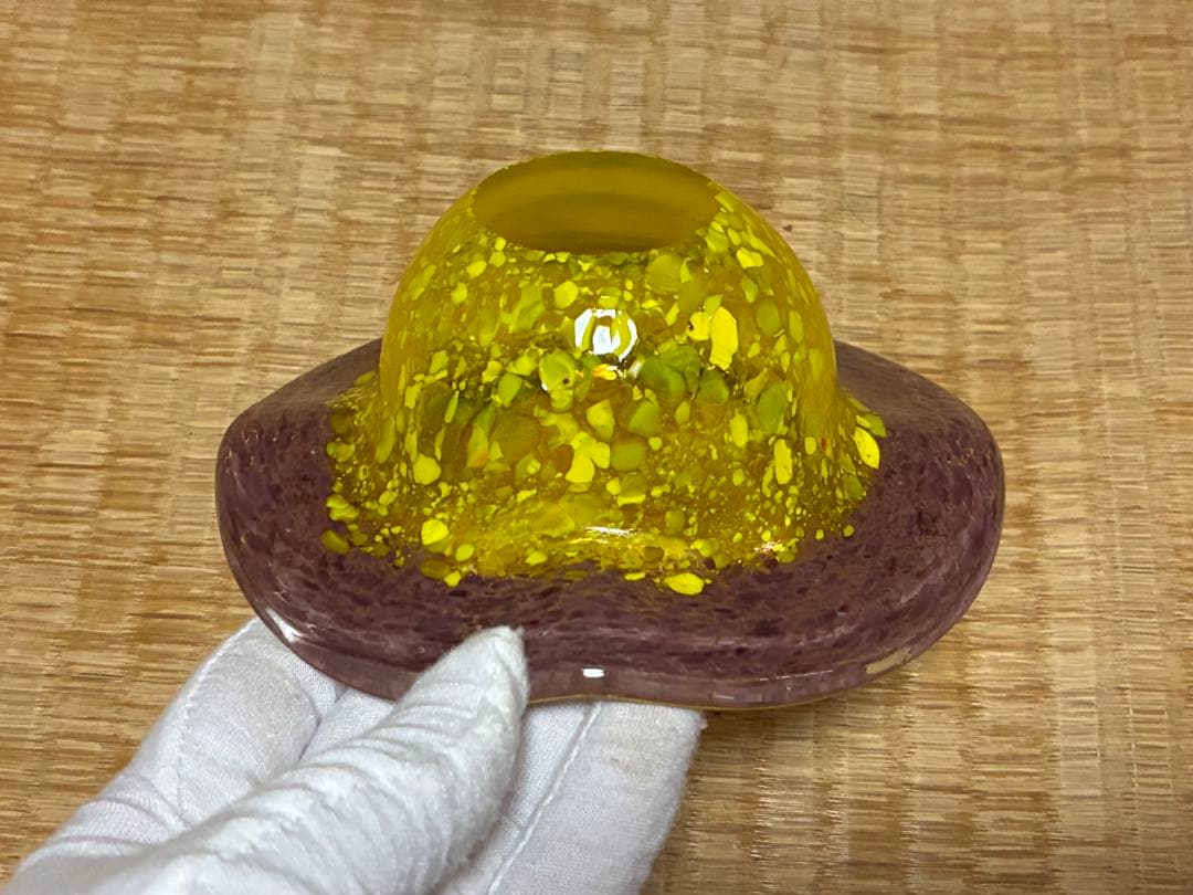 岩田ガラス 硝子 紫と黄色 ガラス皿 灰皿 【岩田藤七】共箱