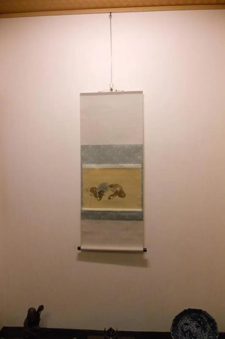 掛け軸 松本俊喬 松茸 絹本 希少 軸装 茶道具 掛軸 美品 です。