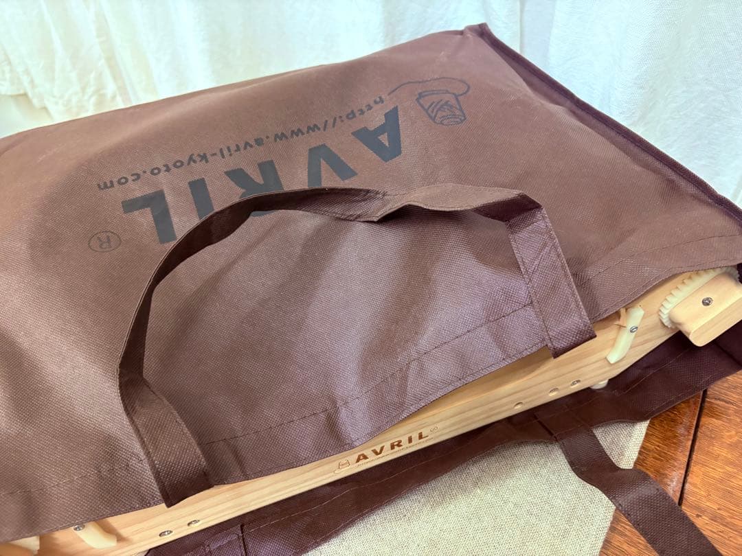 アヴリル卓上織機 AVRIL 箱と収納袋あります