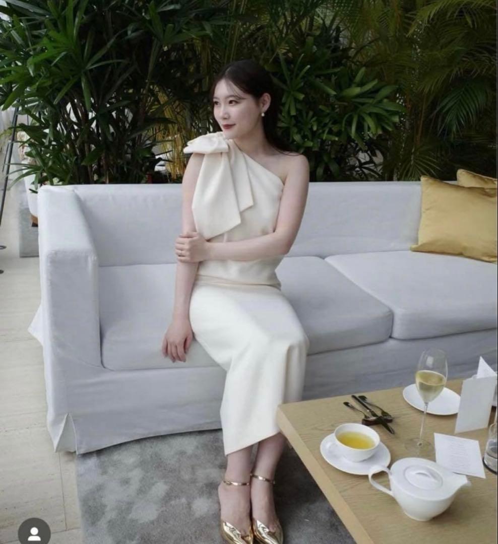 acka ワンショルダーポイントワンピース リボンドレス