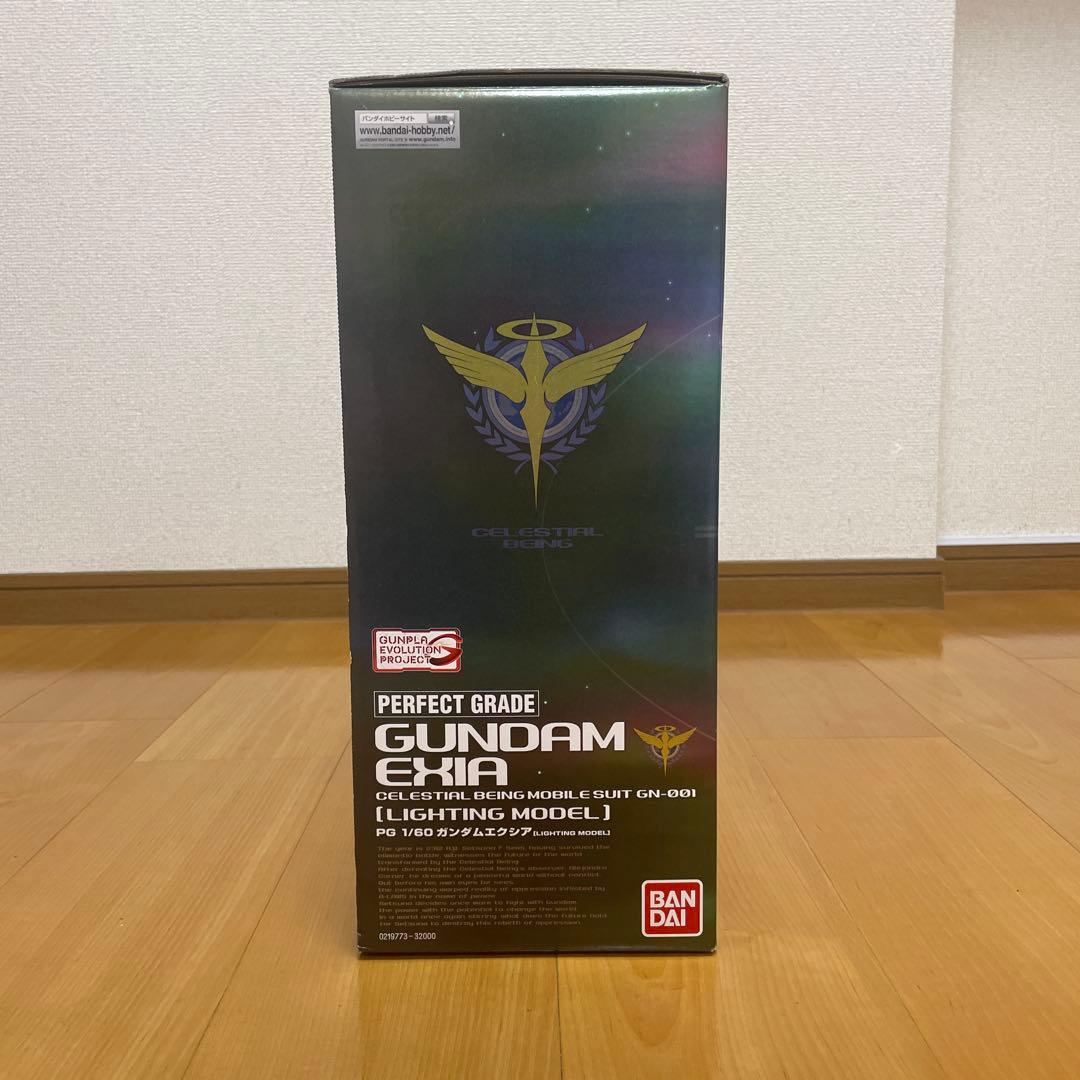 ロボット PG GUNDAM EXIA [LIGHTING MODEL]