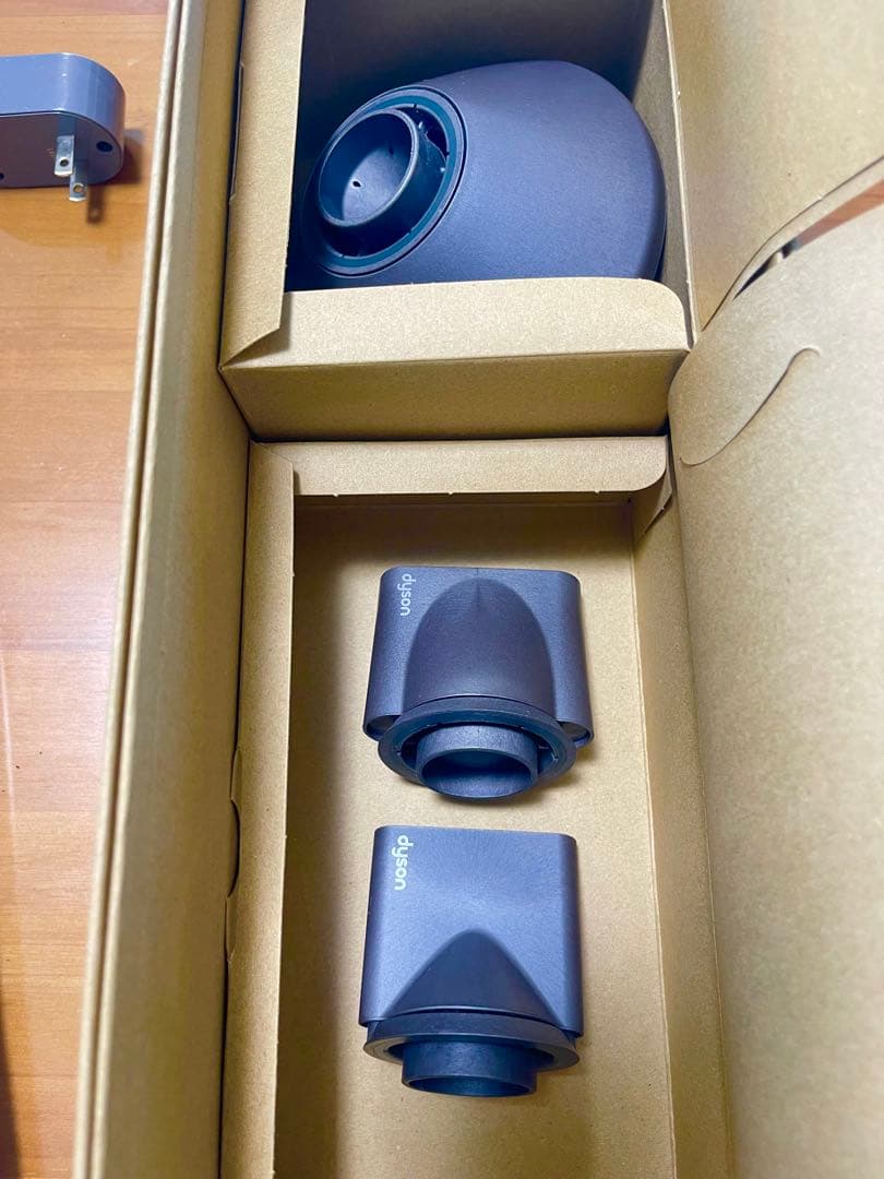 dyson☆ダイソンドライヤー 新品未使用収納袋 アタッチメント