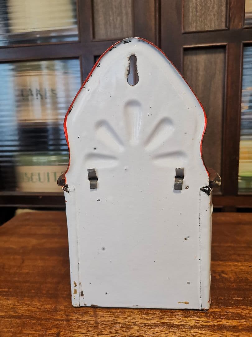 アンティーク SｅL缶 ホーロー蓋木製 壁掛け用塩入れ