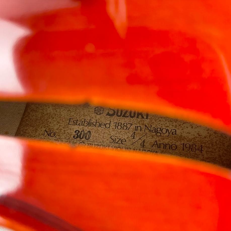 極美品●鈴木バイオリン●No.300 4/4 1984年製 SUZUKI 新品弦