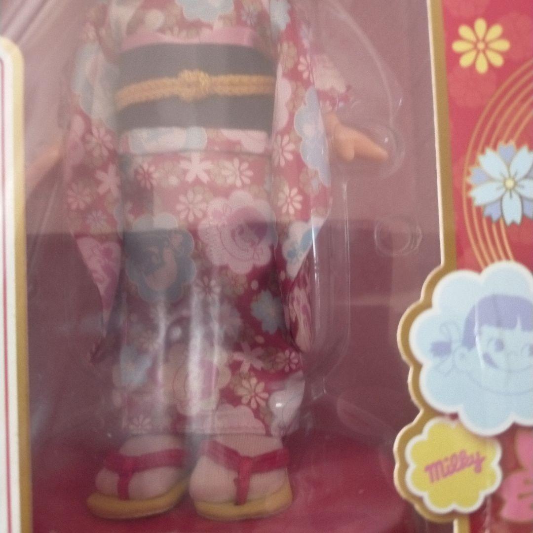 新品未使用未開封 不二家 ペコちゃん 首振り人形