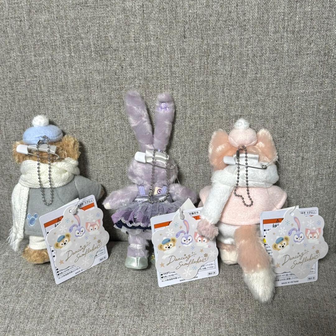 タイムセール！東京ディズニーシー　ダンシングスノーフレークス　ぬいぐるみバッジ