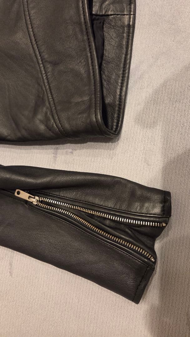 ブラックレザーシングルライダースジャケット　UNITED TOKYO