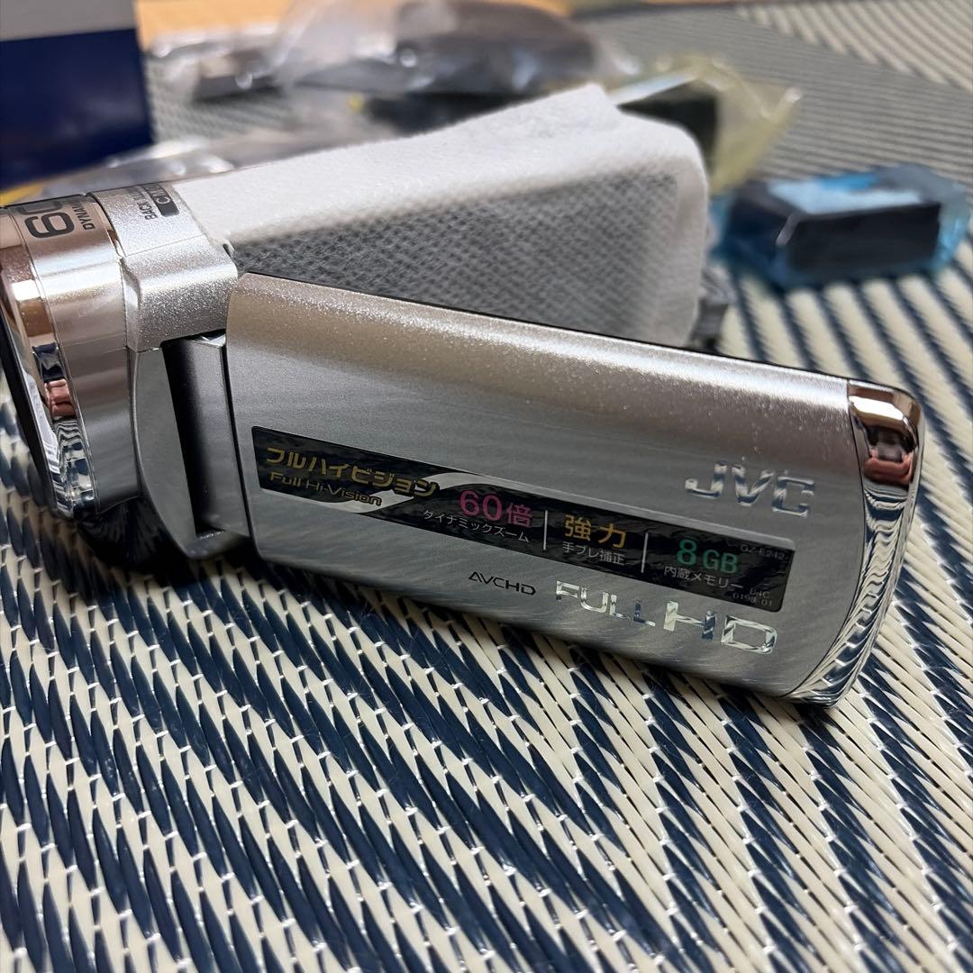 JVC Everio フルHDビデオカメラ