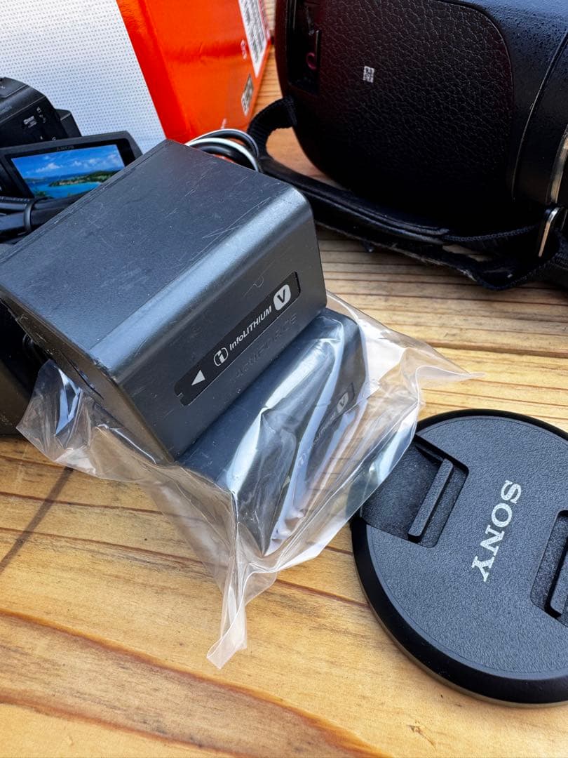 【ジャンク品】SONY FDR-AX45 本体＋純正バッテリー2個付き