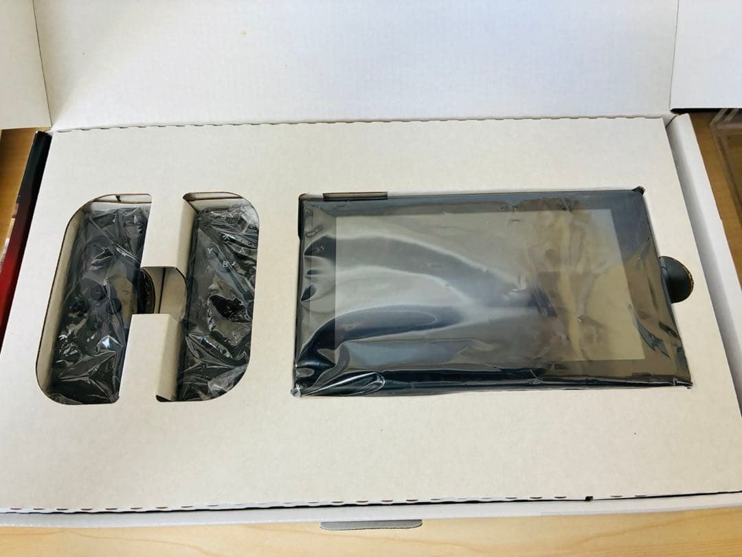 美品 Nintendo Switch 本体 別売 Joy-Con付 箱あり