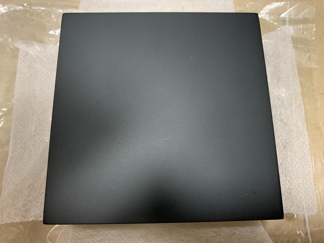 Disney ディズニー 100周年  世界限定250枚 レアアイテム