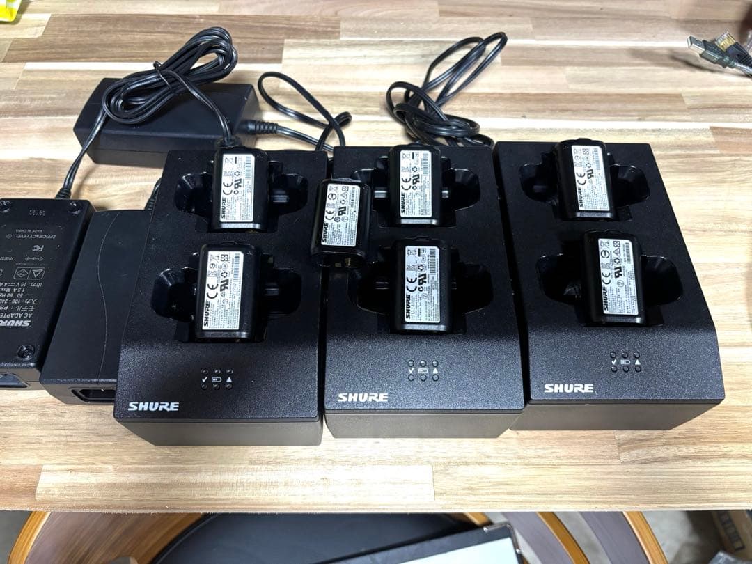 配信機器・PA機器・レコーディング機器 SHURE SB900A SB900 SBC200