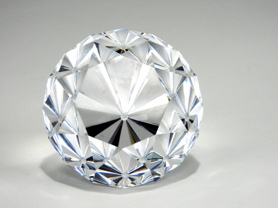 ティファニー　ダイヤモンドカットペーパーウェイト クリスタルガラス インテリア