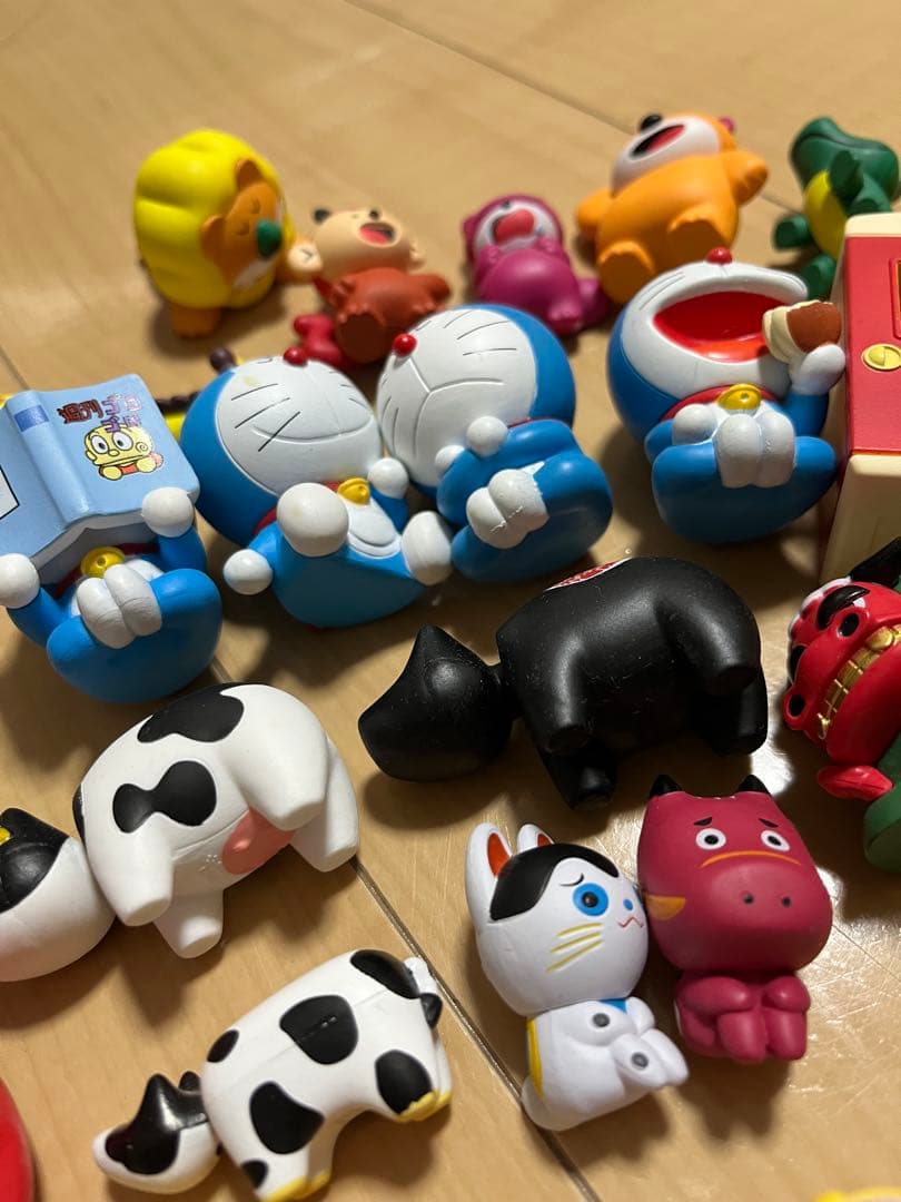 クレヨンしんちゃん・ドラえもん・ポケモン フィギュアセット