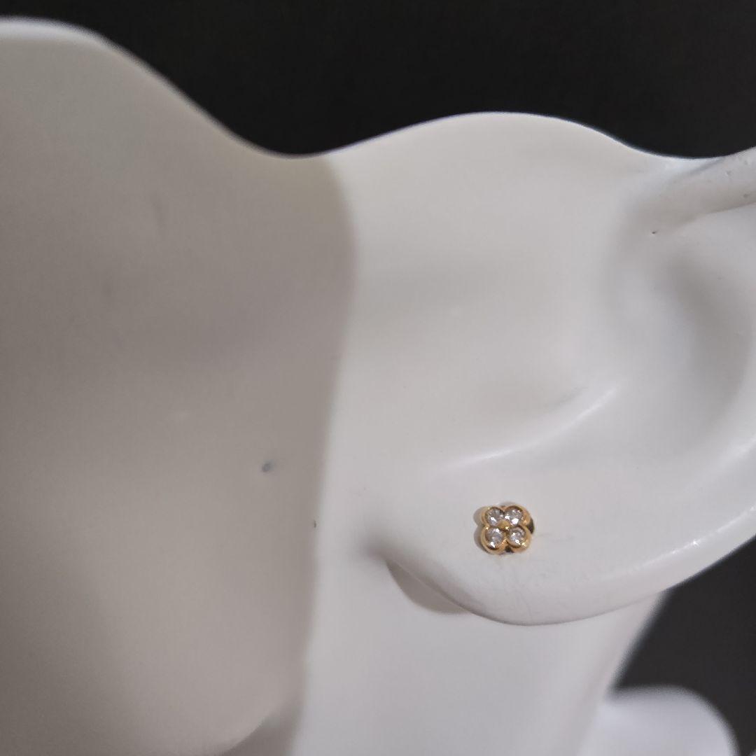 K18 & K18WG シンメトリー花形ダイアモンドスタッドピアス✨
