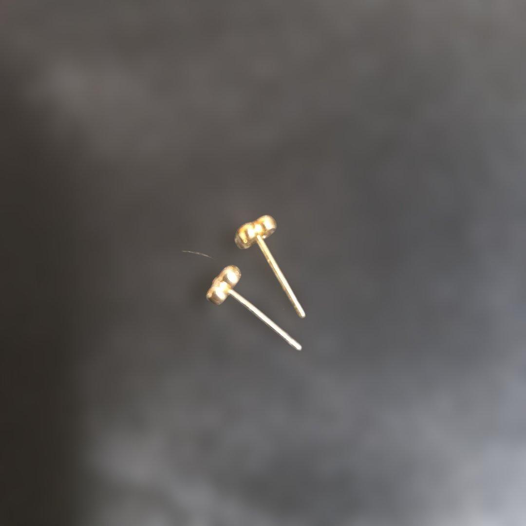 K18 & K18WG シンメトリー花形ダイアモンドスタッドピアス✨