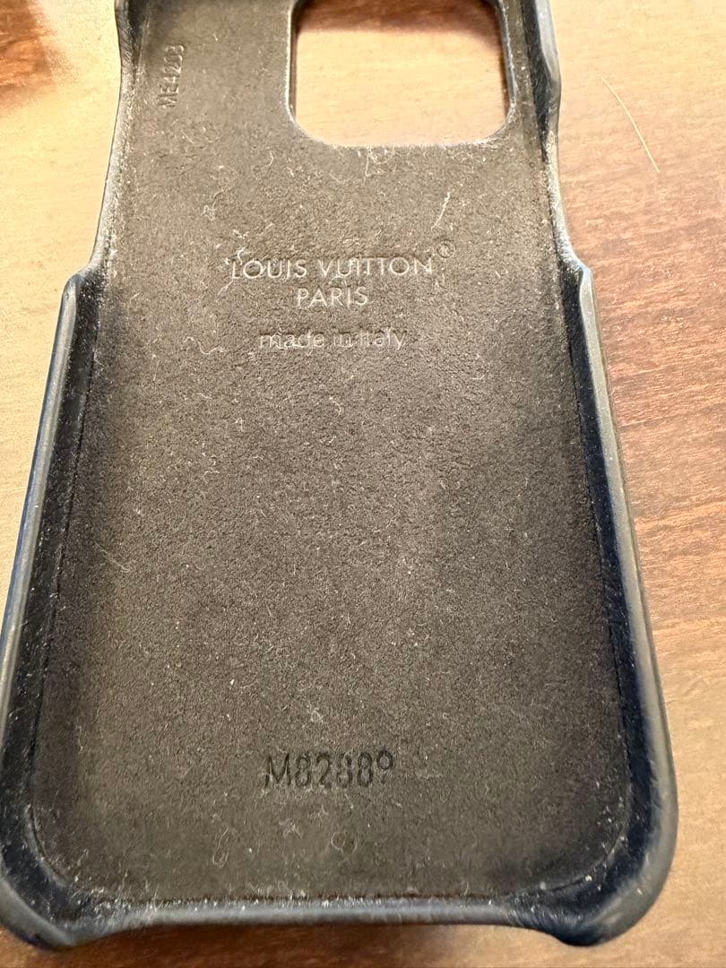 Louis Vuitton iPhone15Pro用ケース