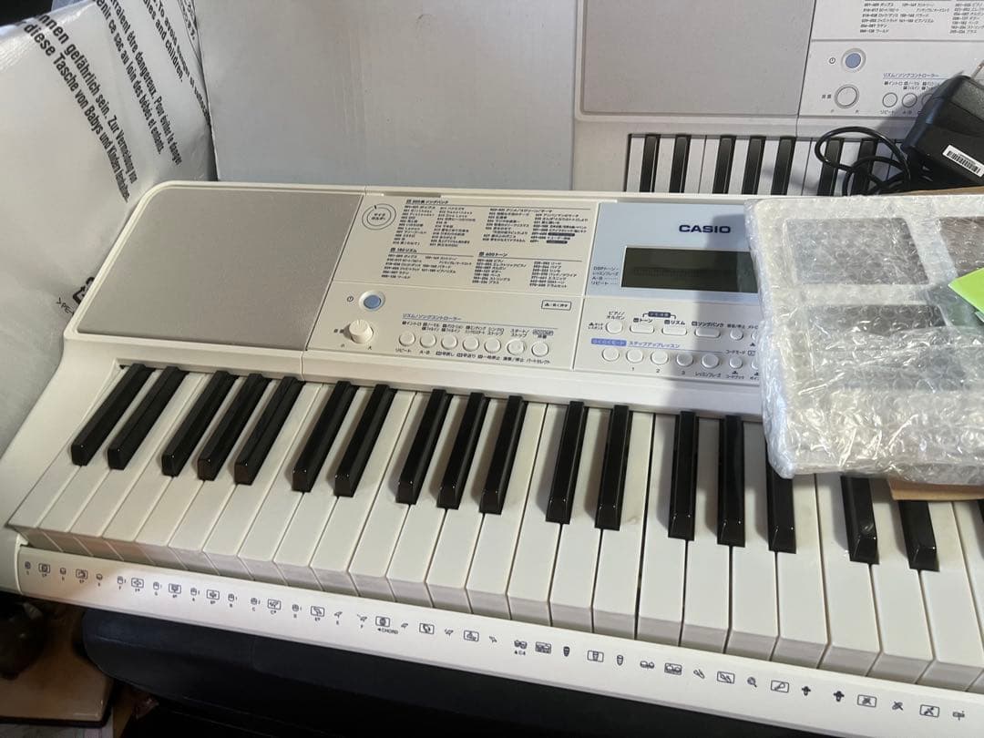 美品‼️Casiotone LK-515 光る鍵盤付きキーボード