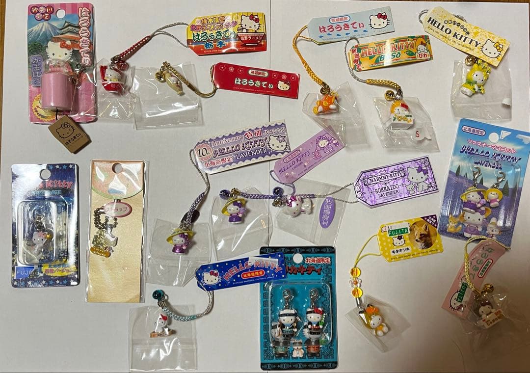 激レア多数！2001年〜ご当地キティ 105個　廃番多数　AI分析の半額ほど